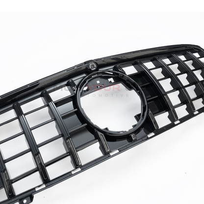 2020–2024 Mercedes-Benz CLA-Class C118 Diamond Panamericana Style Front Grille (Gloss Black)